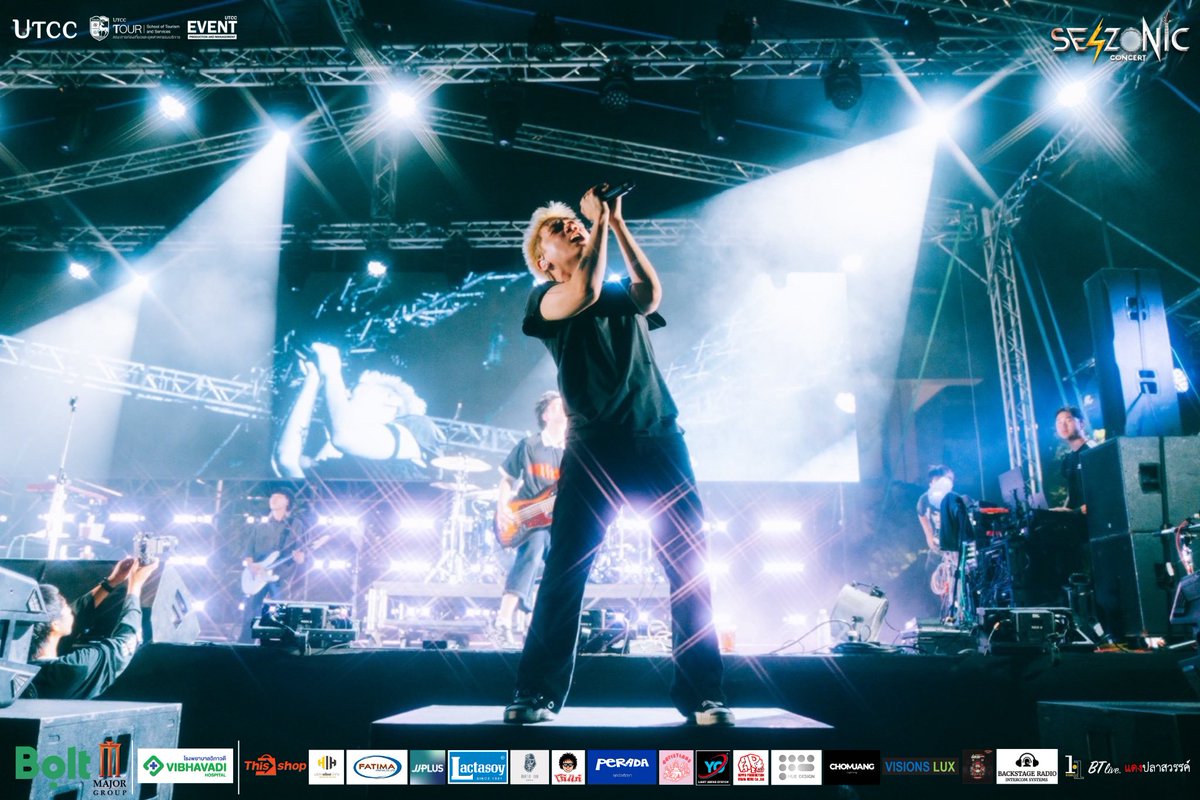 Se4zonicConcert's tweet photo. https://t.co/IwwNI4cSVr