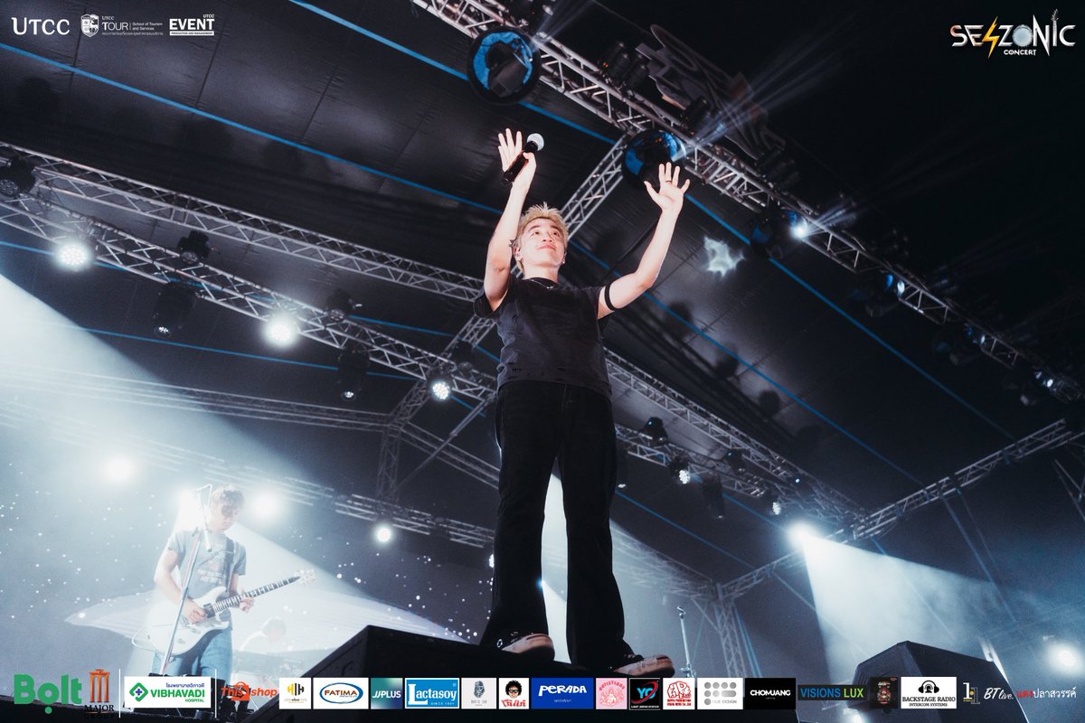 Se4zonicConcert's tweet photo. https://t.co/j2jY21RAYk