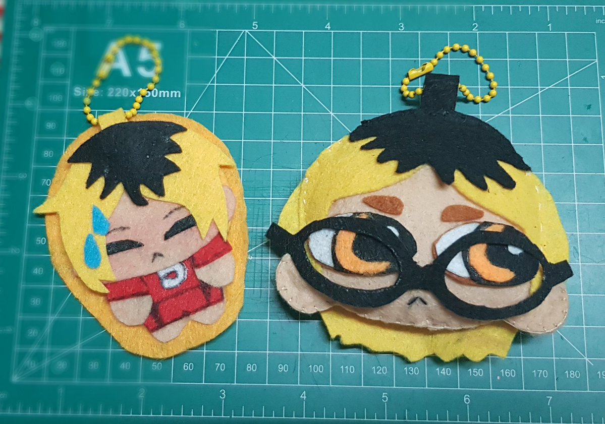weiss | custom felt doll maker ~ tweet media
