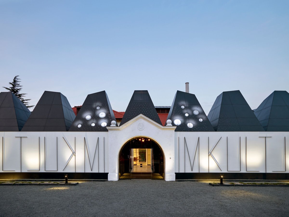 Archello tweet media