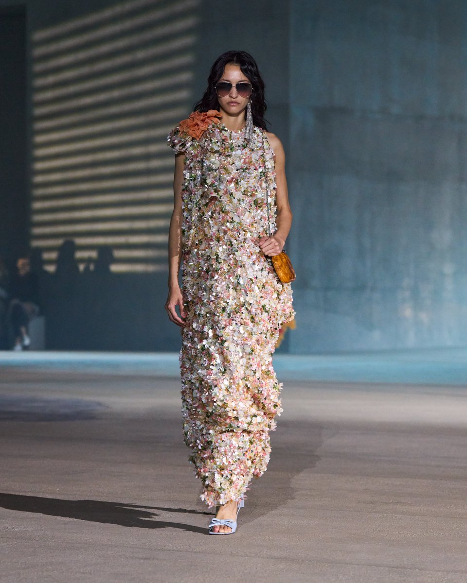 Dior Japan tweet media