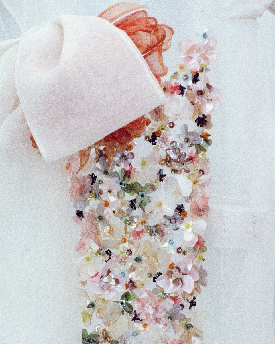 Dior Japan tweet media