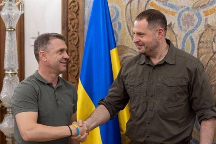 babaikit's tweet photo. Ребров вніс 30 мільйонів гривень застави за Єрмака. Тепер зрозуміло - хто поставив його на тренера збірної? https://t.co/aubHYfj7T4