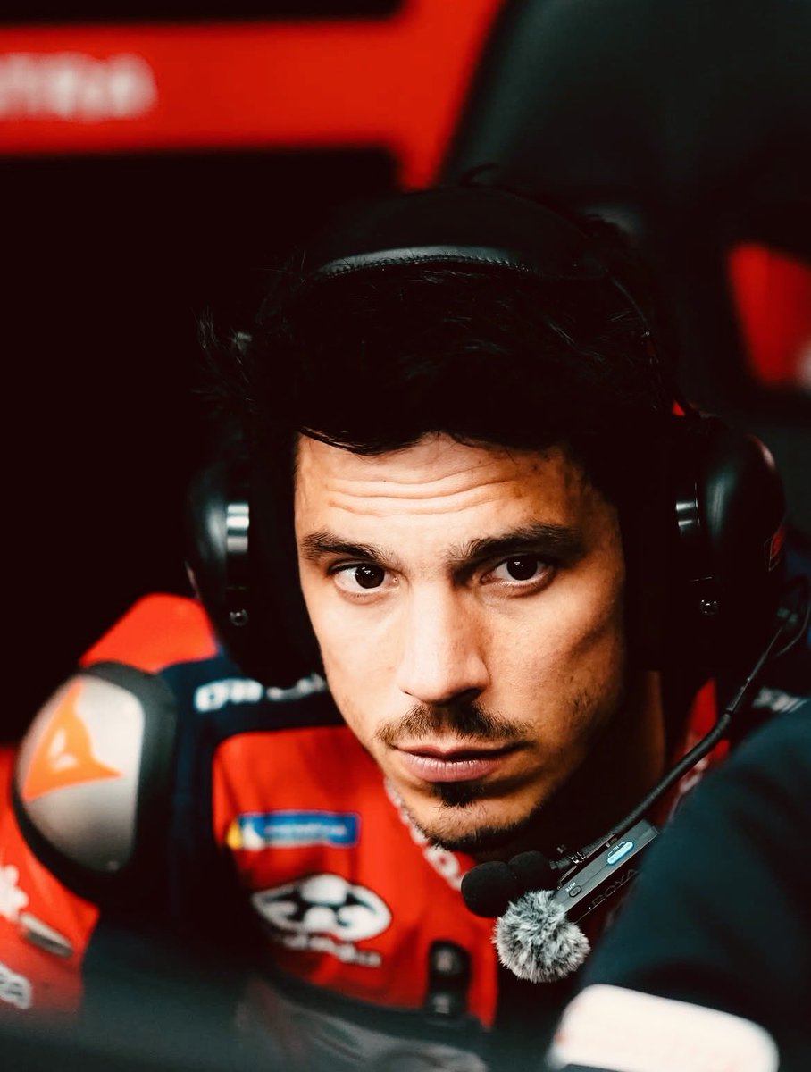 Paddock gp tweet media