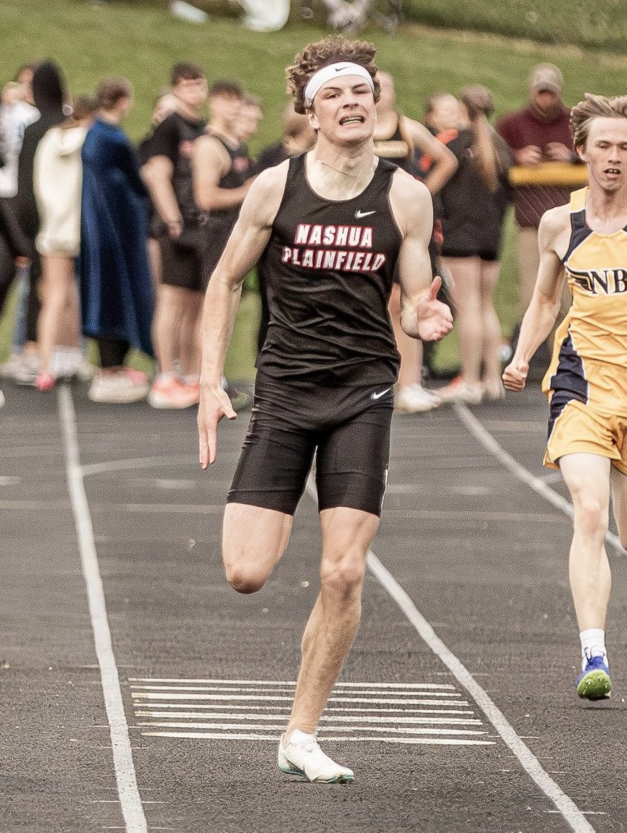 zekekalainoff's tweet photo. Onto State🥏 
400 Meter Dash: 50.96
4x400: 3:29.87 (50.42 split)
Sprint medley 1:36.01 (50.25 split) https://t.co/TYPBeKTzri