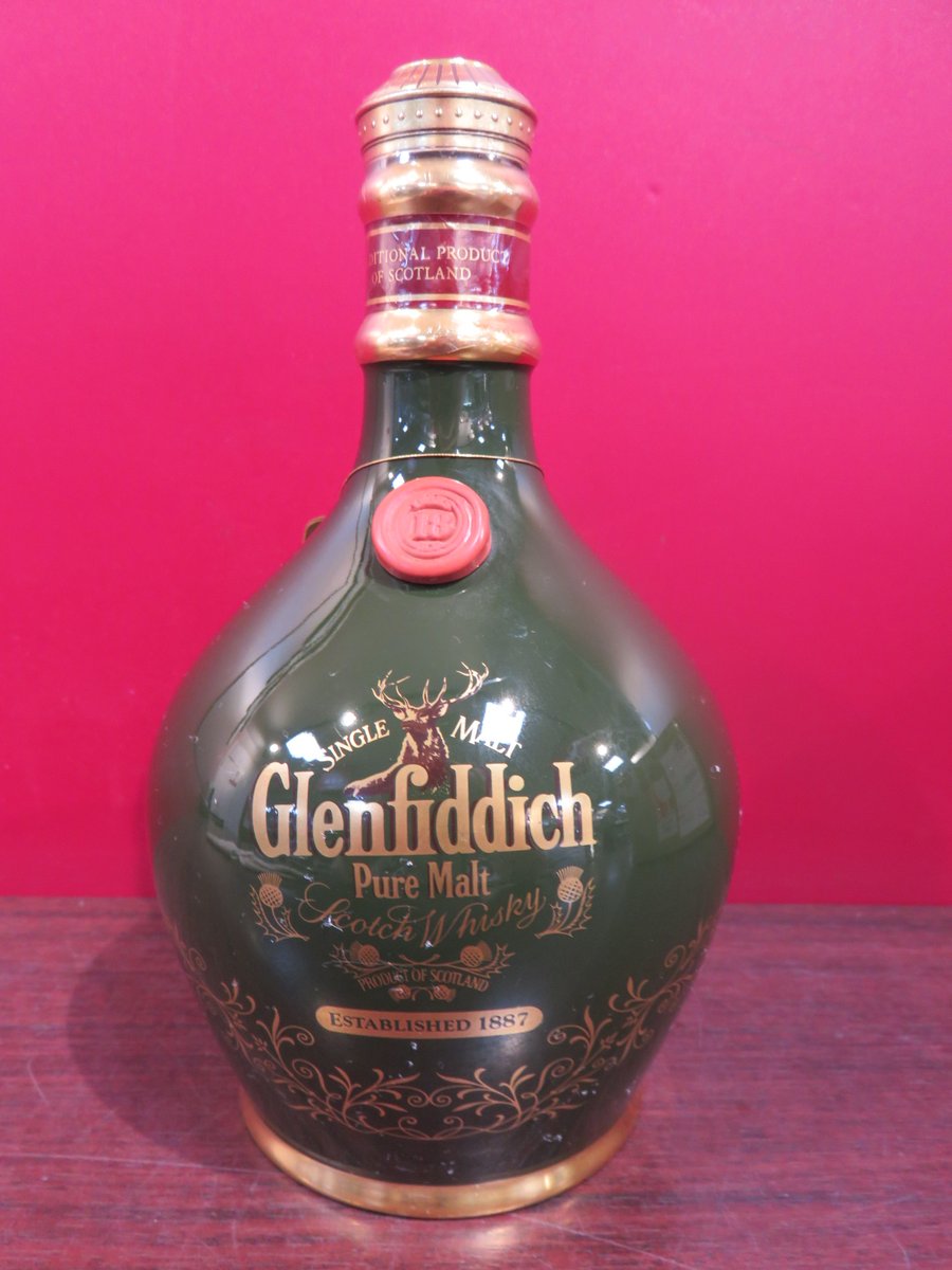 Glenfiddich 18 Year Old Pure Malt, Ceramic Bottle 750ml, 43% Due