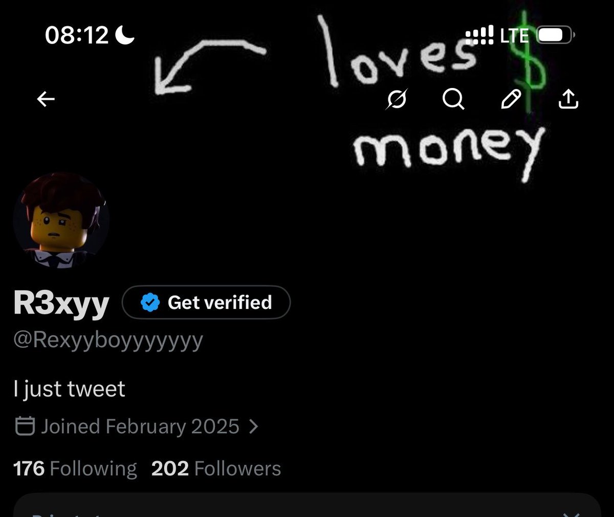 R3xyy tweet media