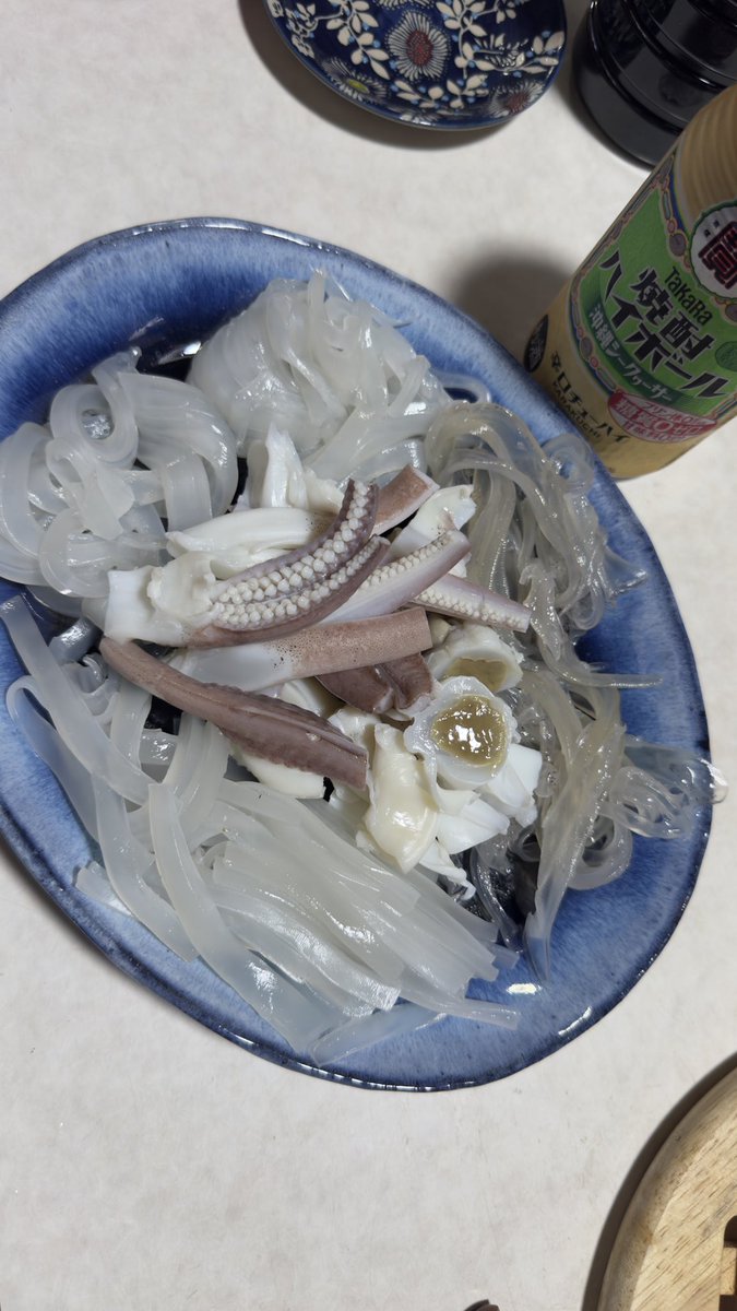 juma10120107's tweet photo. 昼間から釣れて楽しい🍶 https://t.co/auWpEYurIu
