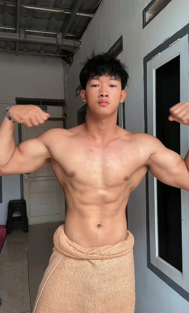 muscledailyid ⚜️ tweet media
