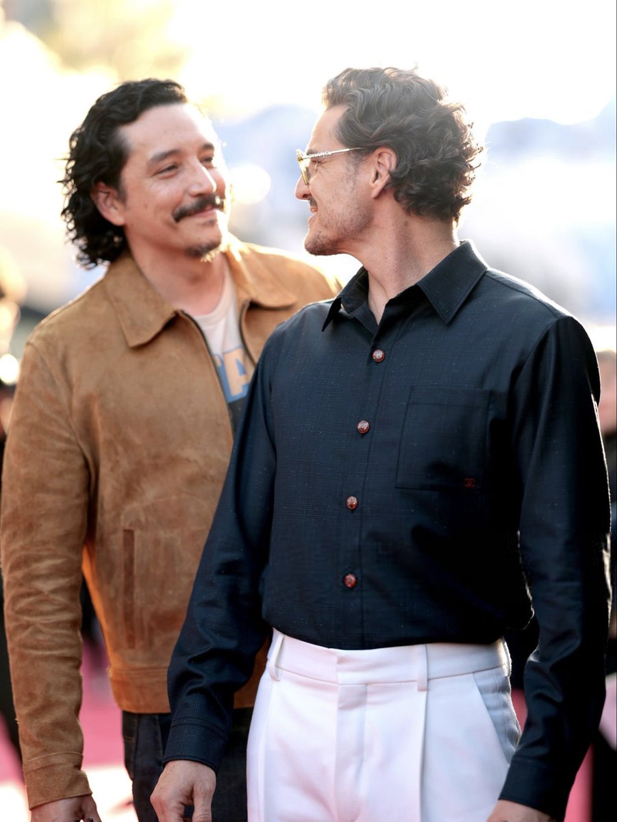 Pedro Pascal Daily tweet media