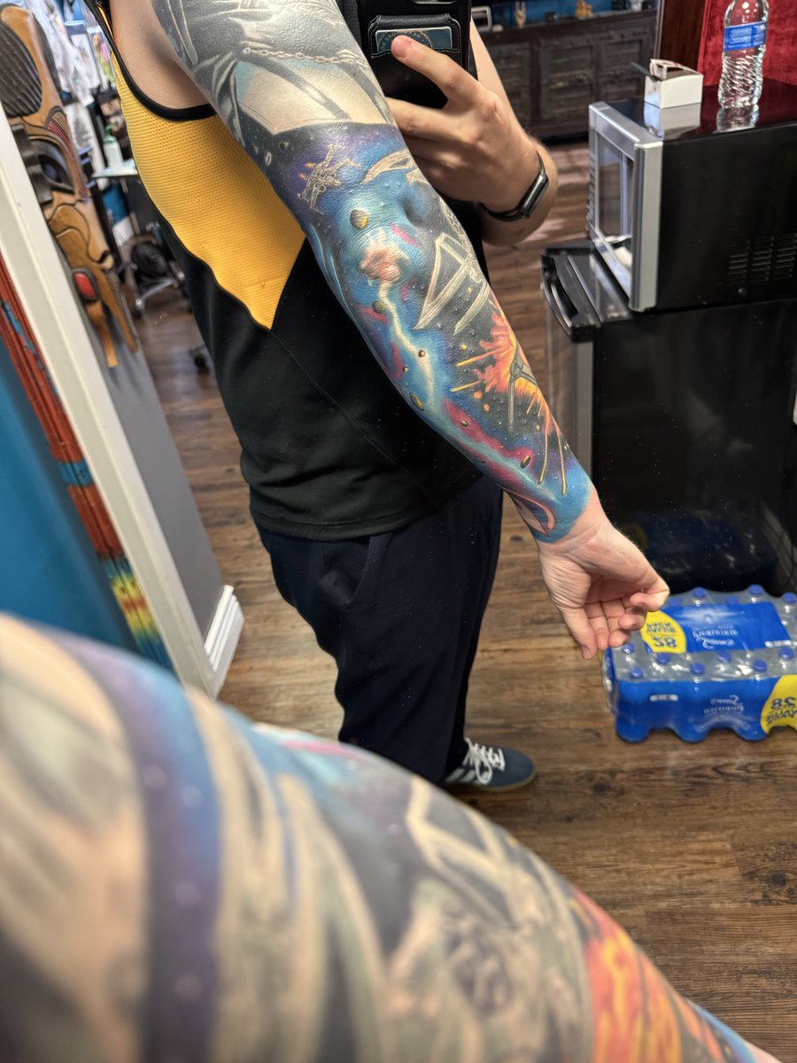 HSBrewCrew's tweet photo. Getting that ink therapy #ink #tattoo https://t.co/pmfOvM3dMZ