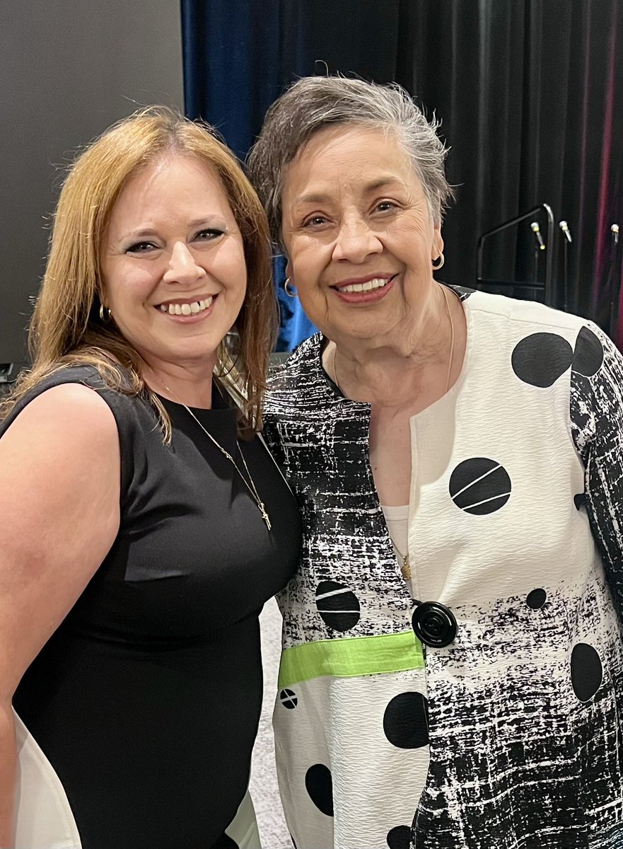 RubinaJurado's tweet photo. State of the District 2026 - ran into my former East Point student State Wrestling Champion- Cydney Davis 💪🏼and my former Principal now City Rep for District 7 - Mrs Lily Limón #EducatorImpact https://t.co/yh0bAsuVPy