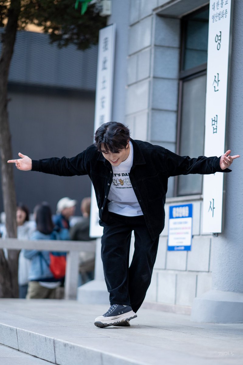 노랑2 tweet media