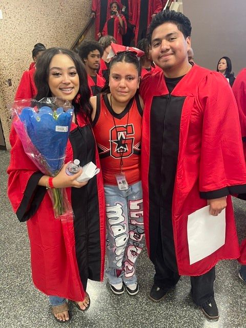 GeorgeJHRangers's tweet photo. Today, we had the special opportunity to welcome the Terry High School Class of 2026 back as they took one final walk through George Junior High. It was an honor to cheer them on and wish them continued success as they prepare for their next chapter. #RangerPride #RespectTheRed https://t.co/mKONkJsY3J