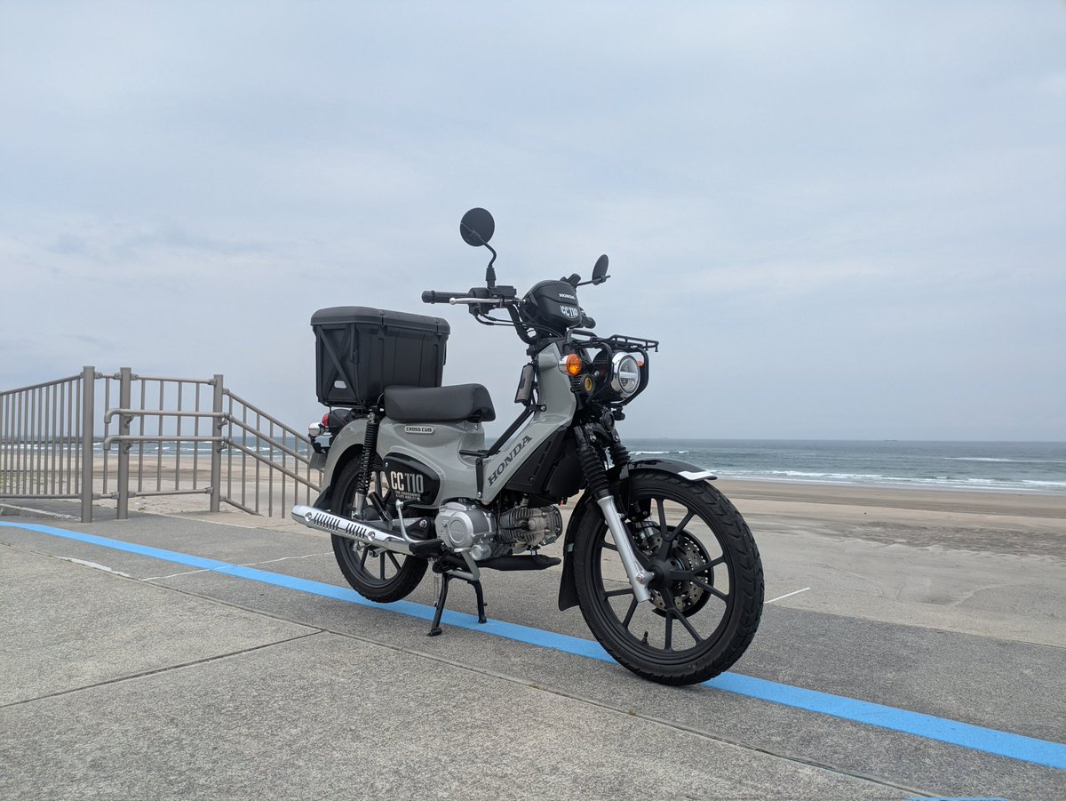 1k4mt's tweet photo. そう言えば今日でクロスカブ買って丸1年で12,000キロ！
色んなところに行ったなあ…
これからも実用車らしく、バシバシ乗って行くぜ https://t.co/ZkQ6JXPSnc