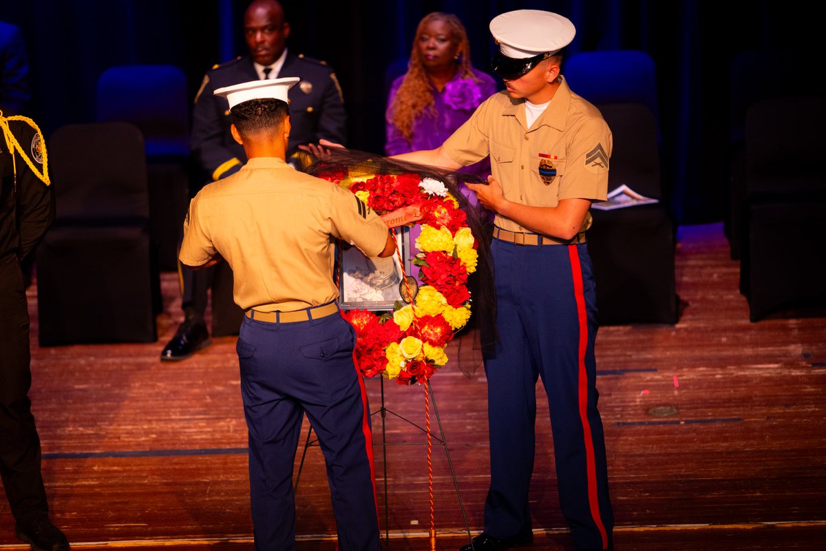MCLBAlbany's tweet photo. Area law enforcement officials and civilians gathered at the Albany (GA) Municipal Auditorium to honor and remember those who have been lost in the line of duty.
Among those honored was Marine Cpl. Dustin Jerome Lee, a K9 handler who was killed in Iraq, March 21, 2007. https://t.co/TjW2lE0wFK