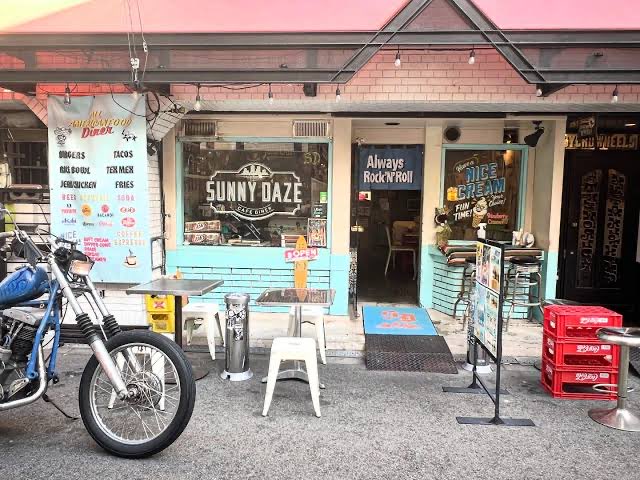 RUBY_THURSDAY_'s tweet photo. RubyThursday 5/28 Live Special ！！

Food SUNNY DAZE

いつもお世話になっているSUNNY DAZEさんが美味しいフード出店していただきます！
お楽しみに！！ https://t.co/Yf9x8ydDsy