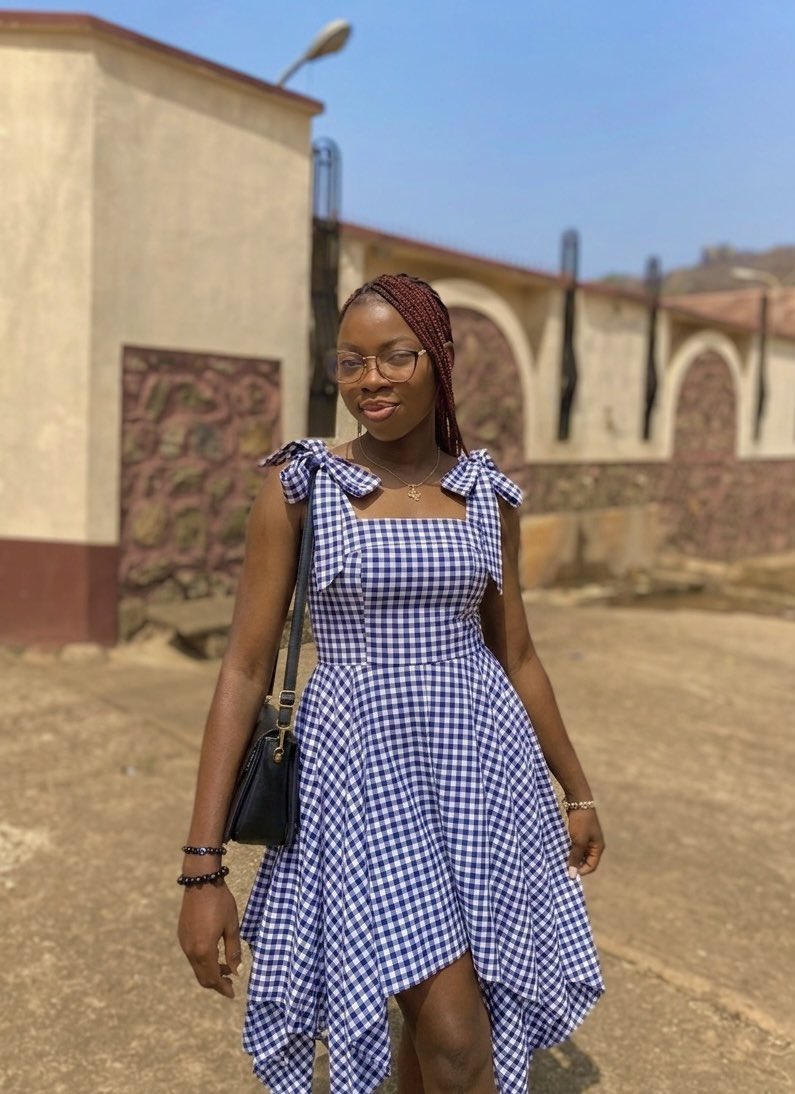 _Oluwatomi_ tweet media