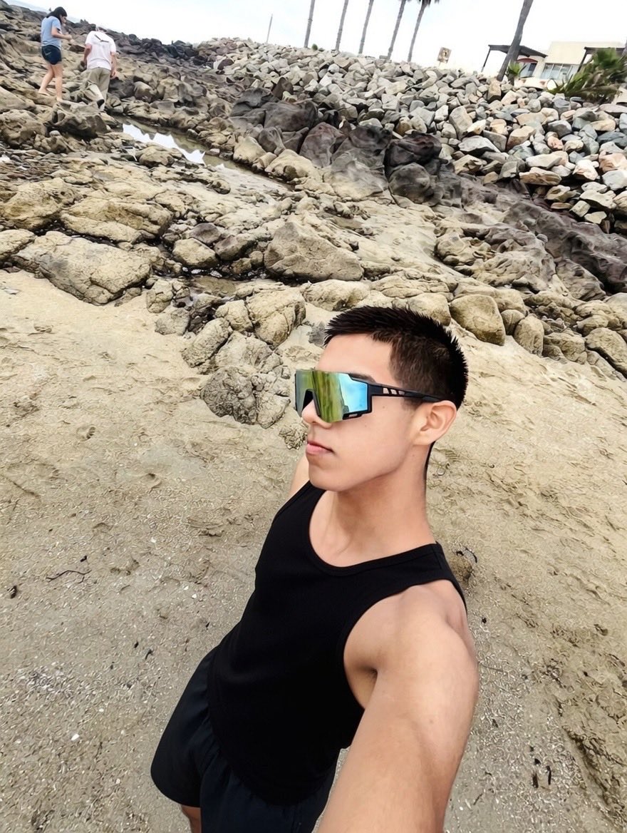 ZM Alejandro tweet media