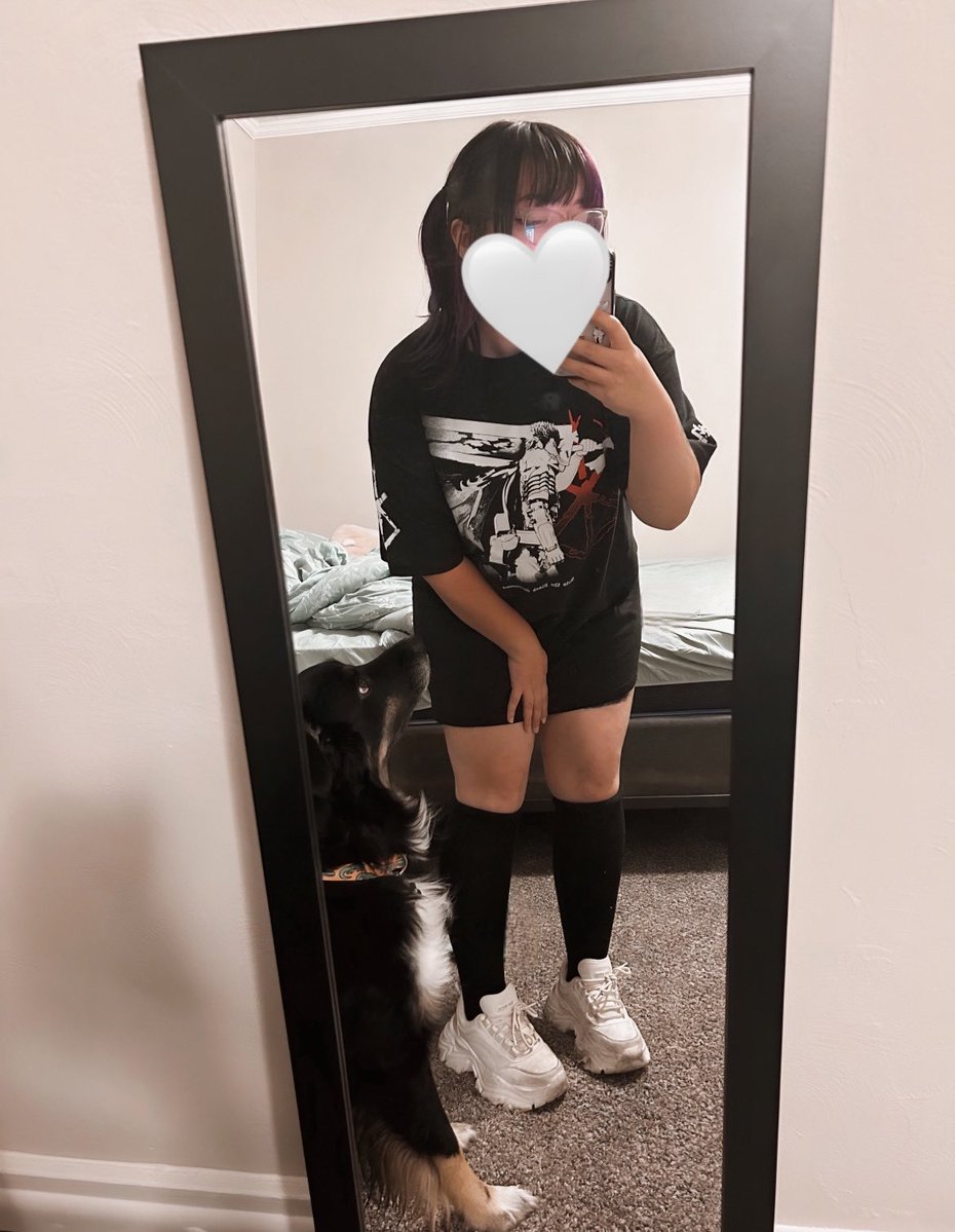 Malkinnie 🐾🤍 〘 VBimbo 〙 tweet media