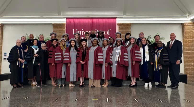 University of Holy Cross tweet media