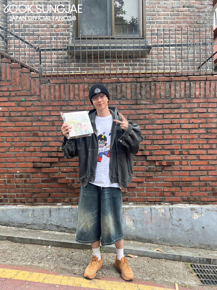 💭⁶ tweet media