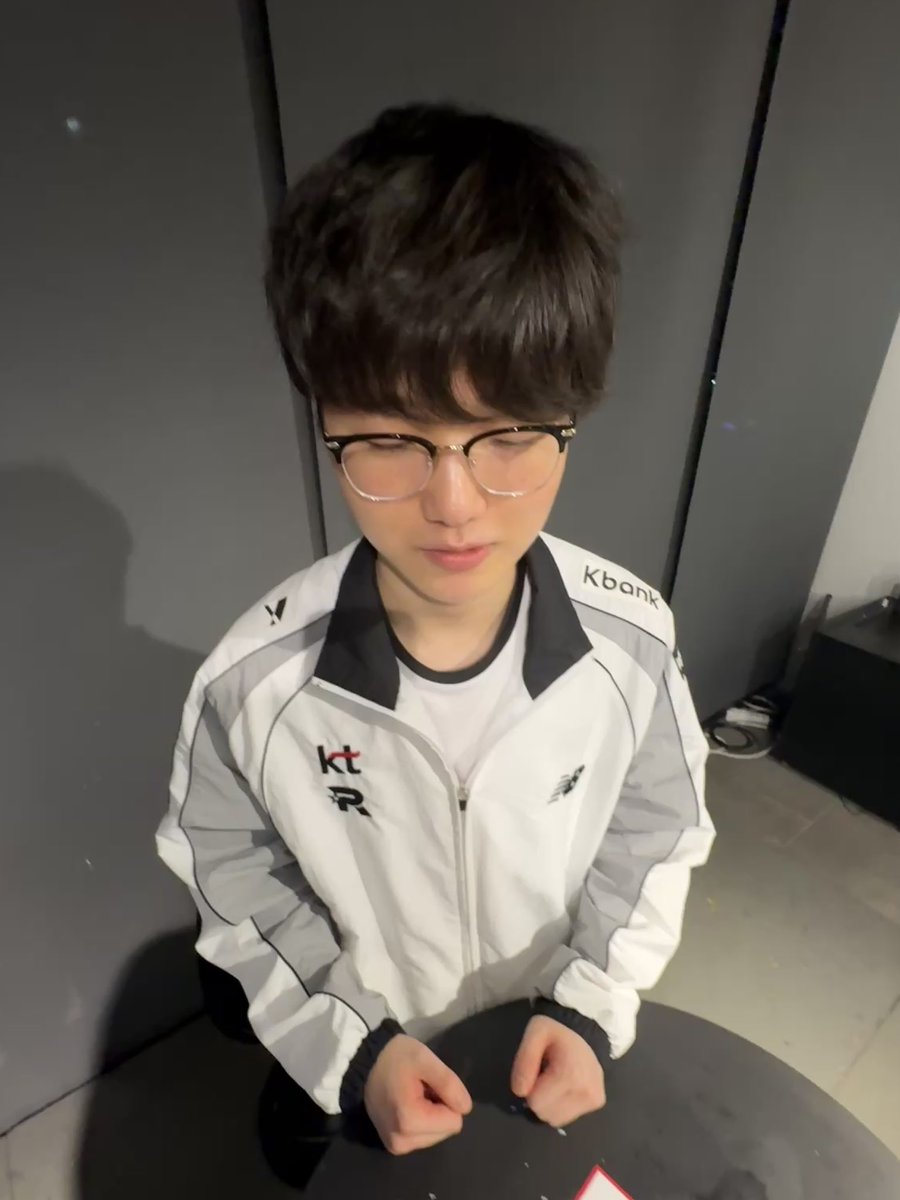 믜린 tweet media