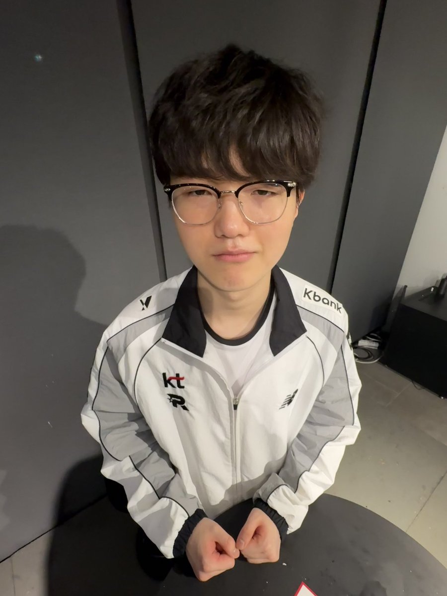 믜린 tweet media