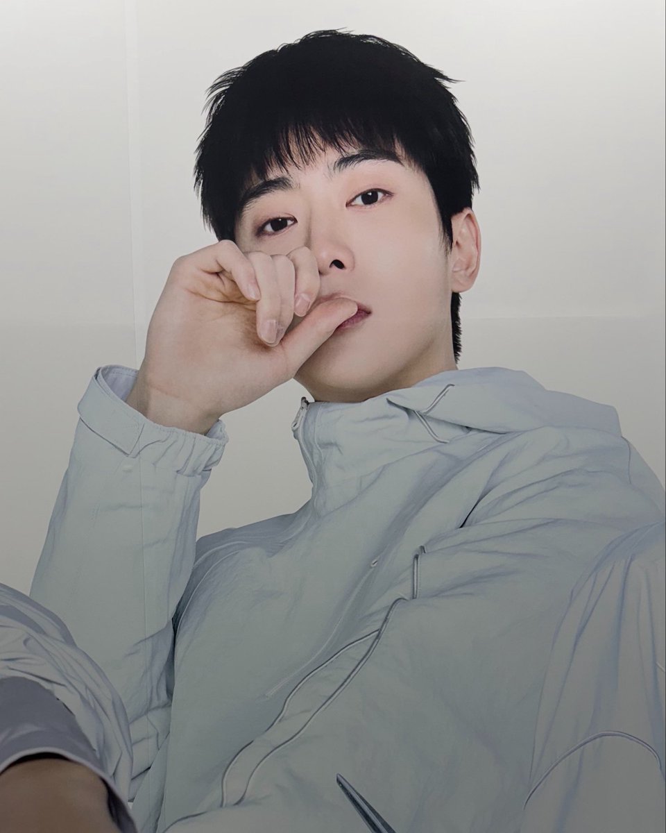 뷔♡ tweet media