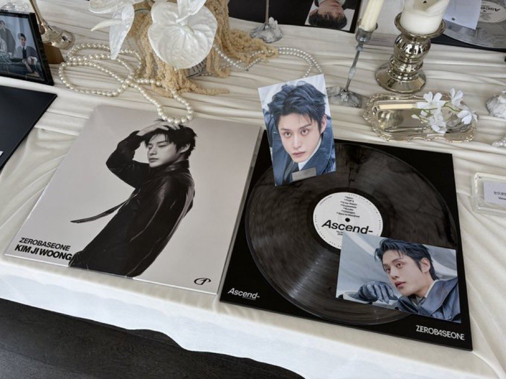 jebewoongies's tweet photo. I NEED IT SO BAD https://t.co/tgaSguMM8t