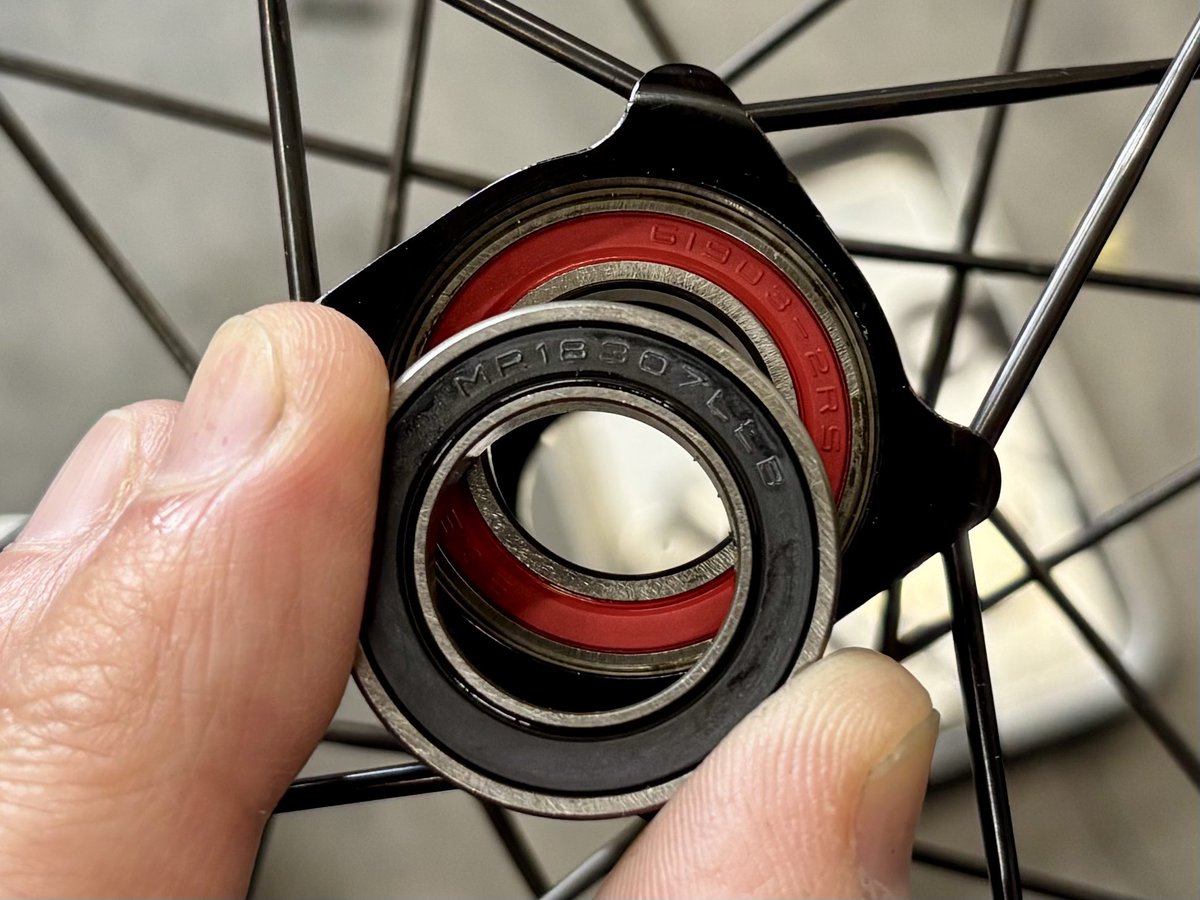 FULCRUM RACING5のベアリング打ち替え コレ元のベアリングの型番61903