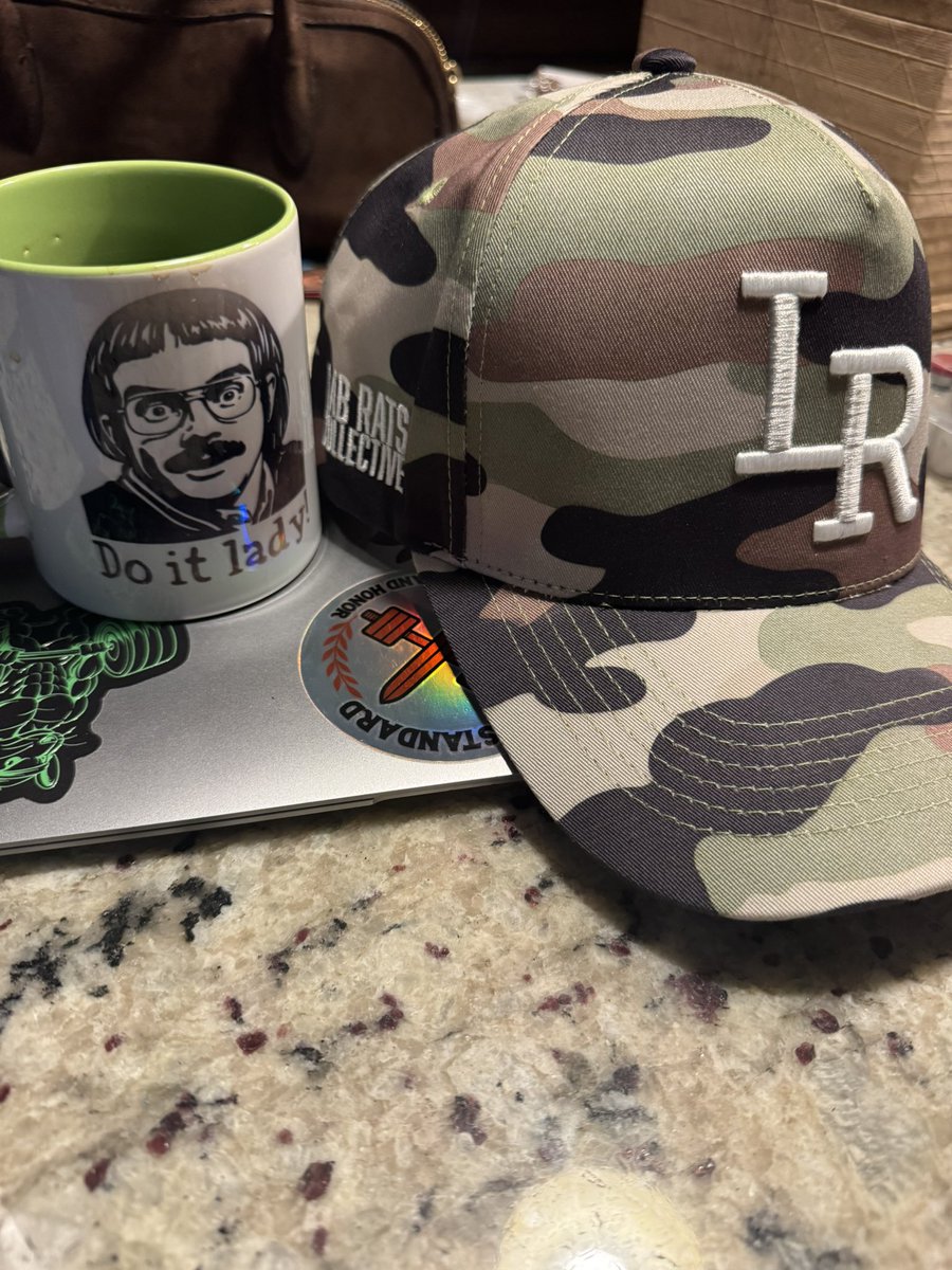 Lawrence | SwolLyfe tweet media