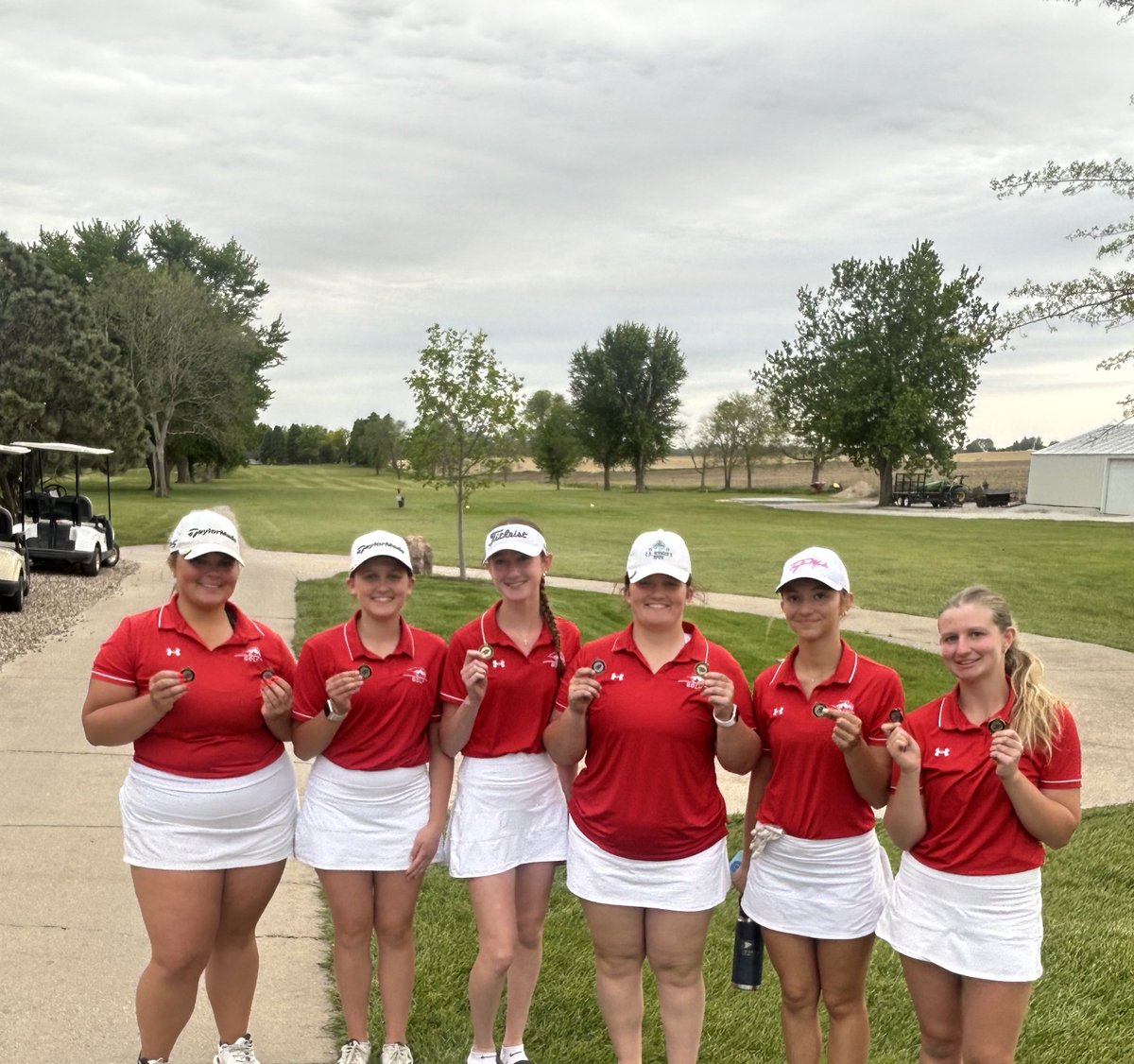 DCG Girls Golf tweet media