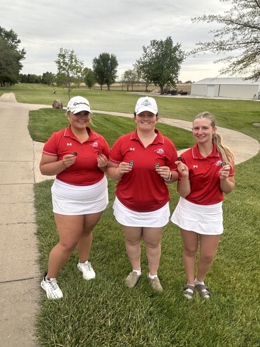 DCG Girls Golf tweet media