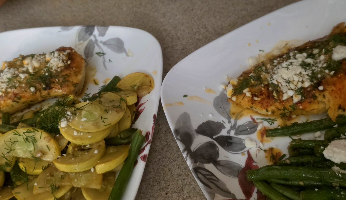lizards_cast's tweet photo. New fun cooking realization....sauteing veggies is very satisfying ☺️ https://t.co/e9cI3qLQxn