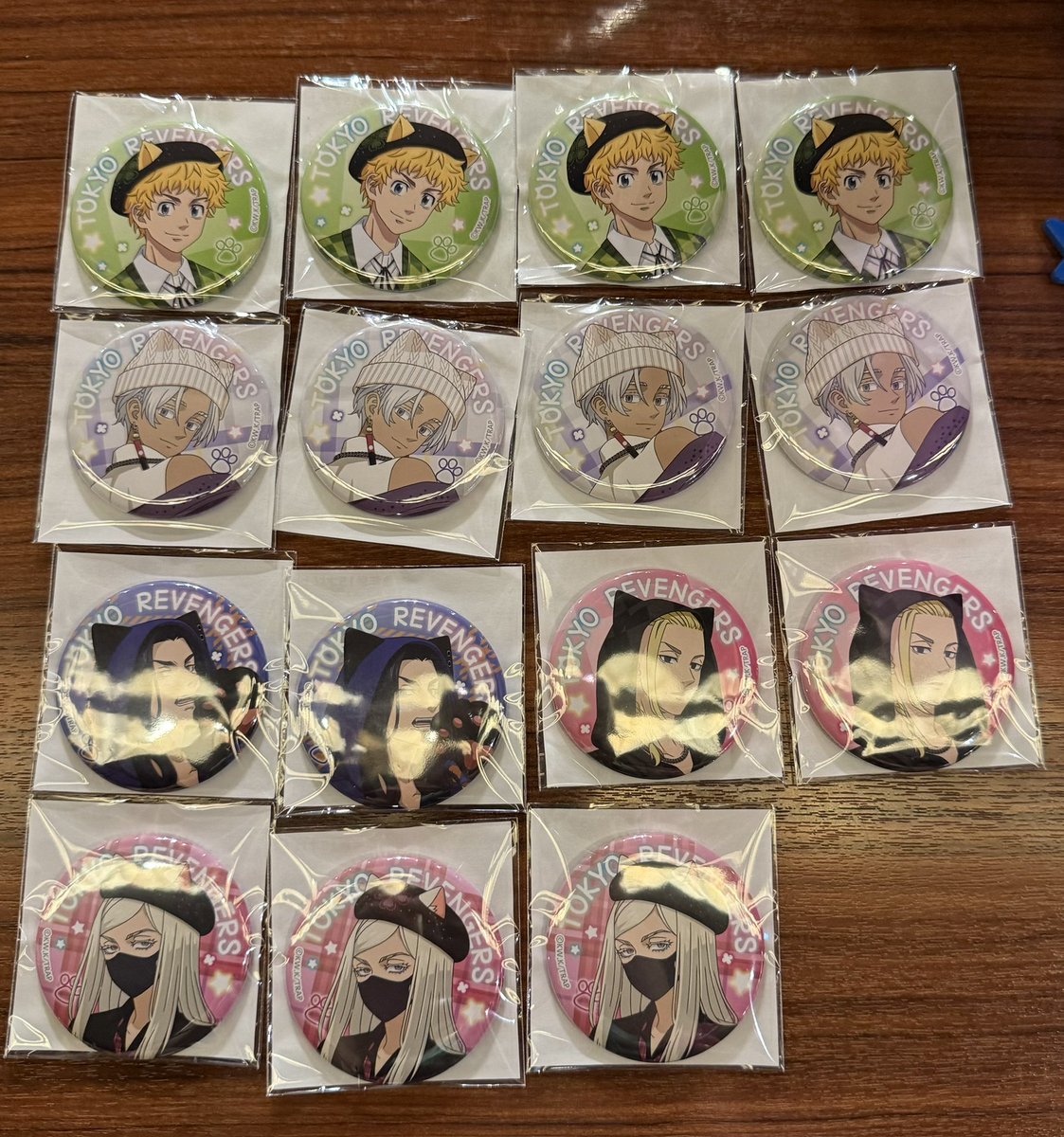 Minnie_Sleepiii's tweet photo. 【交換】東京リベンジャーズ 東リべ ナンジャタウン ナンジャ クリアカード 缶バッジ

譲） 缶バッジ：花垣4、黒川4、場地2、龍宮寺2、三途3
クリアカードSD：九井、三途(レア)

求） 同種 蘭、竜胆

・只今、ナンジャにおります
・お気軽にお声掛けください https://t.co/i3MLBrvtW1