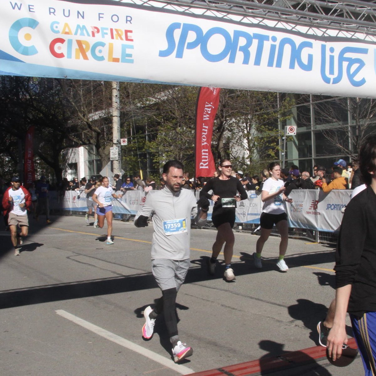 MarkSalvarinas's tweet photo. Despite the chilly Toronto morning, an amazing turnout filled the streets for a fantastic cause!

I had a great time running the 2026 Sporting Life 10k in support of @Campfirecircle_. 💪🏅#SL10k https://t.co/YGKREqfPTY