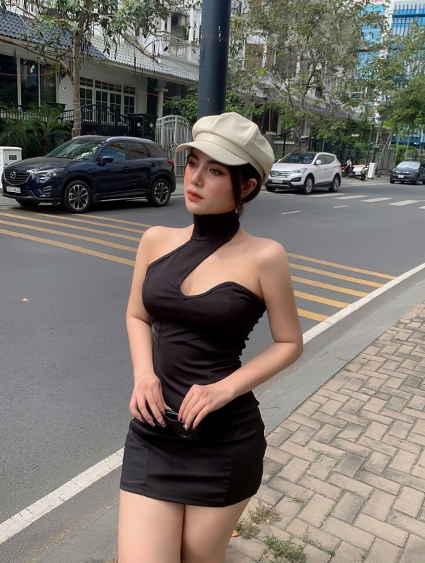 April Amanda tweet media
