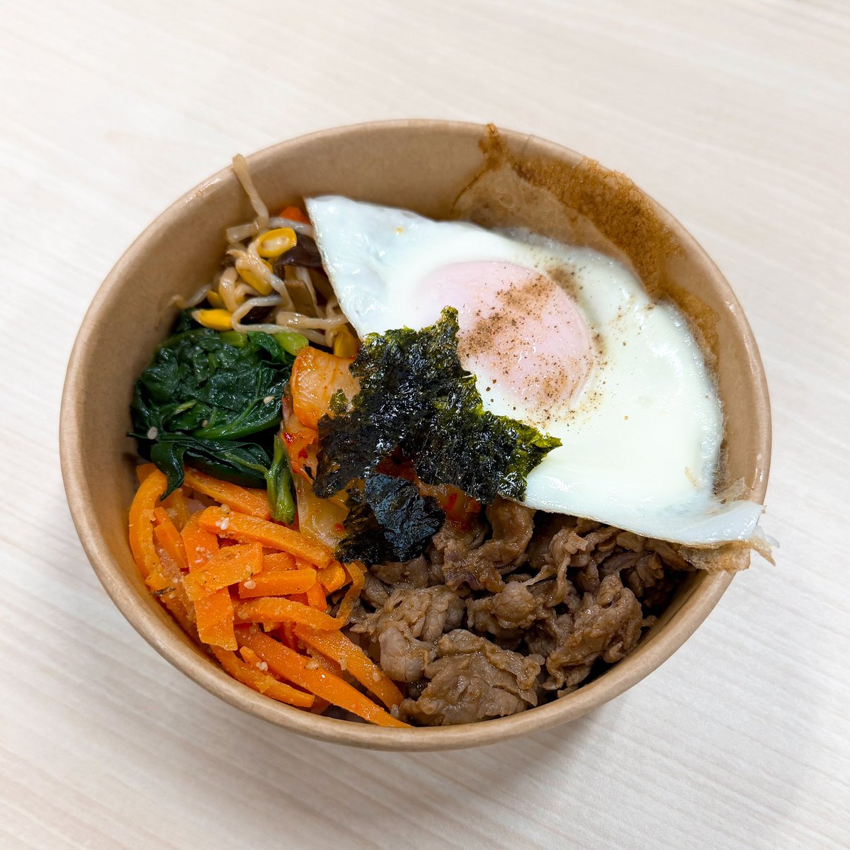 kara_swe's tweet photo. 今日のランチはいまるカフェの週替わりランチ「ビビンバ丼」！

野菜たっぷりで嬉しい！
いただきまーす🐦‍⬛✨️ https://t.co/HckYE7z5aA
