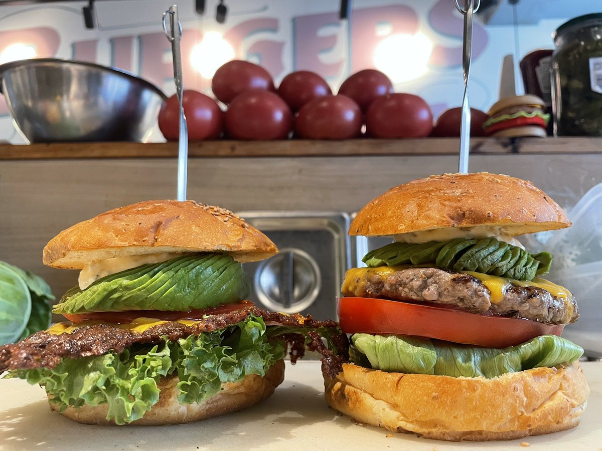 CHILLAX BURGERS &WINE チラックス 池袋グルメバーガー ハンバーガー tweet media