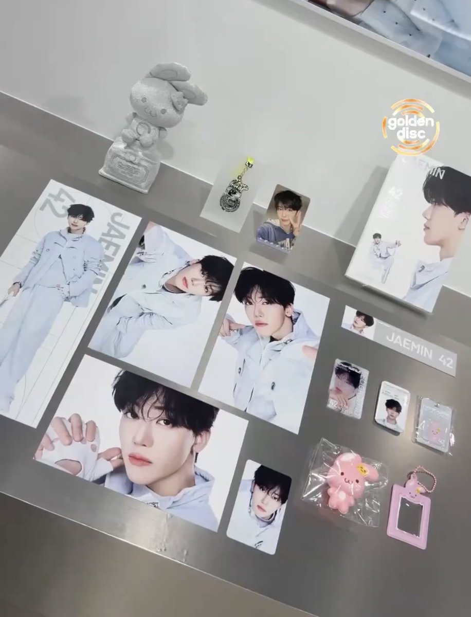 디어⁶⁵ tweet media