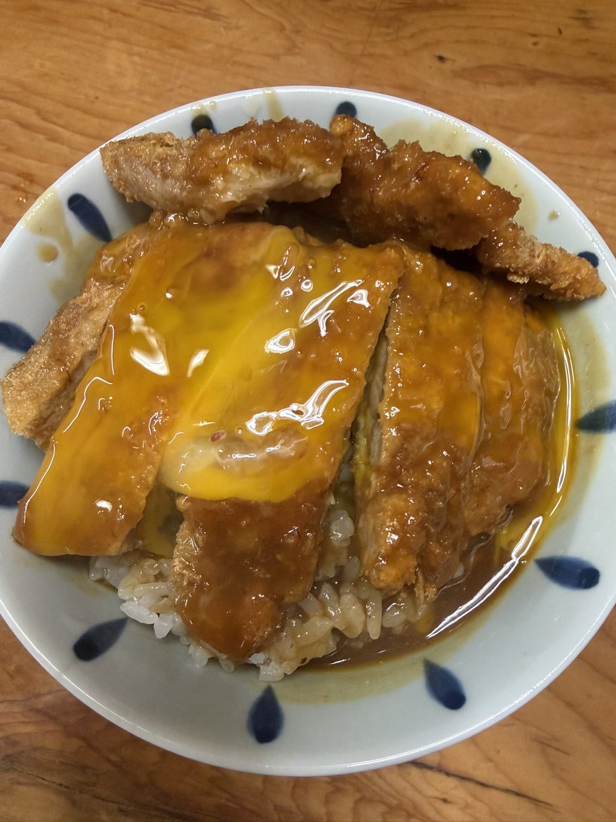 あ゙べﾁｬﾝ tweet media