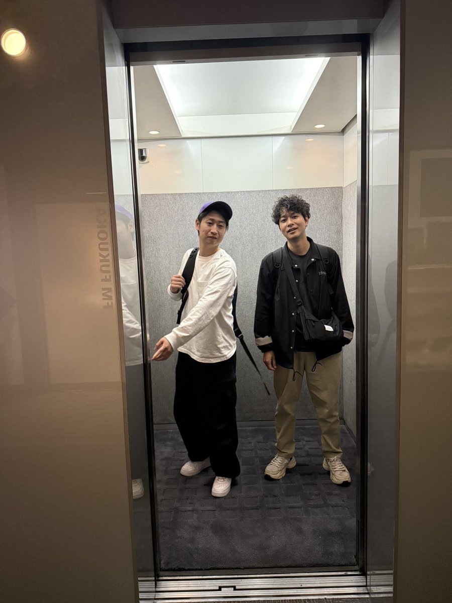 fmfukuokakkr's tweet photo. 今夜8時から

\\\カイラと圭太のK2Radio///

トガりもいいけど
こまめな返信もね！な回です！

そして新コーナー
"尖りカイラ見ました"もスタート

ぜひお聴きください🙌

⬇️予約はこちら⬇️
https://t.co/08JXkniFPd 

#ケツラジ #fmfukuoka https://t.co/PtvmAIz82M
