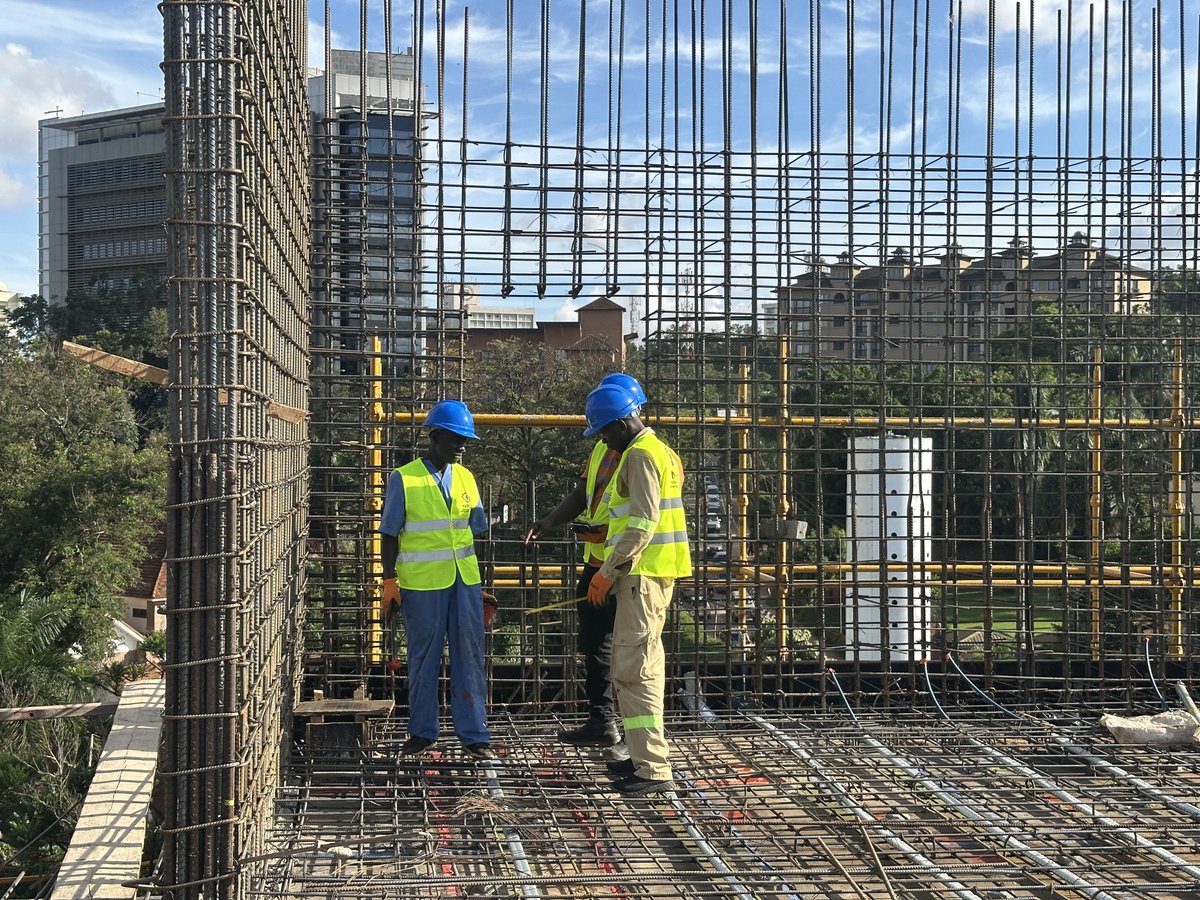 CONSTRUCTION GUY 🇺🇬 👷🏾 tweet media