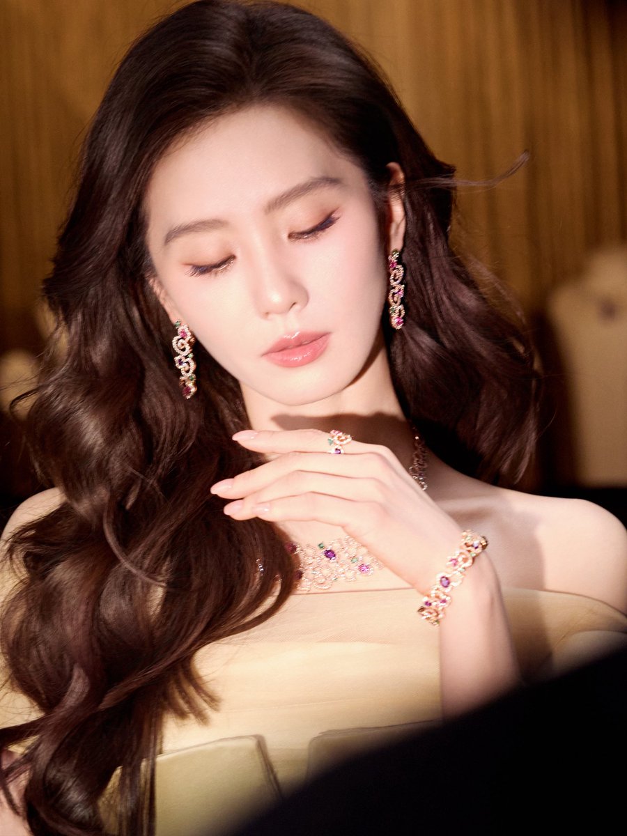 각기 tweet media
