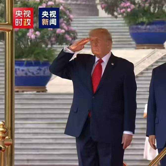 灰色浸过的雨 tweet media
