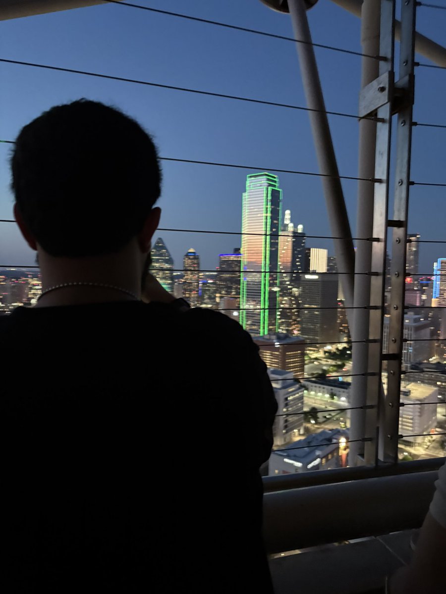 AlyssaEmiee's tweet photo. you're my favorite view https://t.co/D6l3sHwtRk