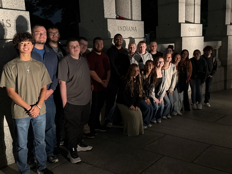 TCCSTrojans's tweet photo. 2026 Senior Trip Day 1- Flight 93 Memorial, WWII Memorial, MLK Memorial, and FDR Memorial https://t.co/g0lGIyHodH