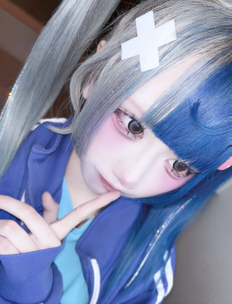 顔面 tweet media