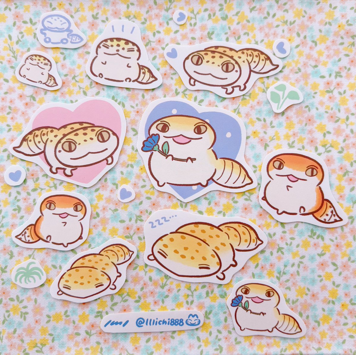 ヒョウモントカゲモドキ の
セルフカットシール🌱

チョキチョキ切って
遊んでくださいね🦎 